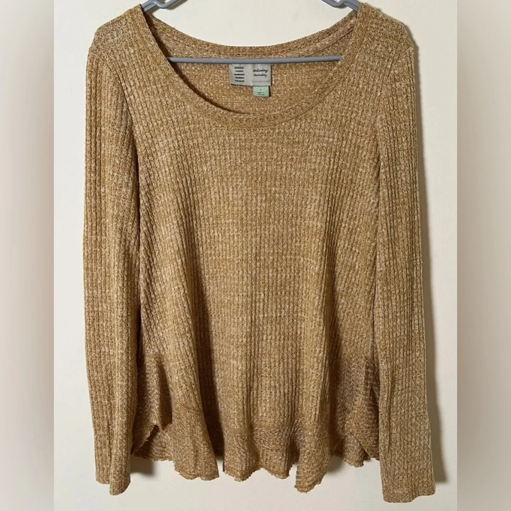 SATURDAY SUNDAY Light Golden Ruffle-Hem Knit Top - Picture 3 of 7